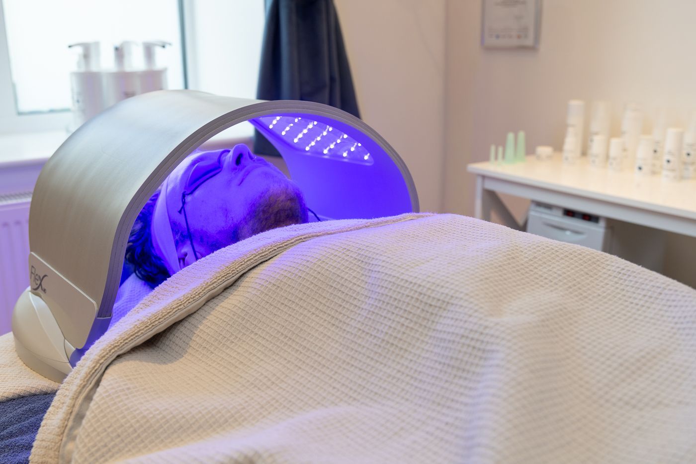Dermalux LED Treatment
Dermalux LED for Acne, Ageing, Healing
