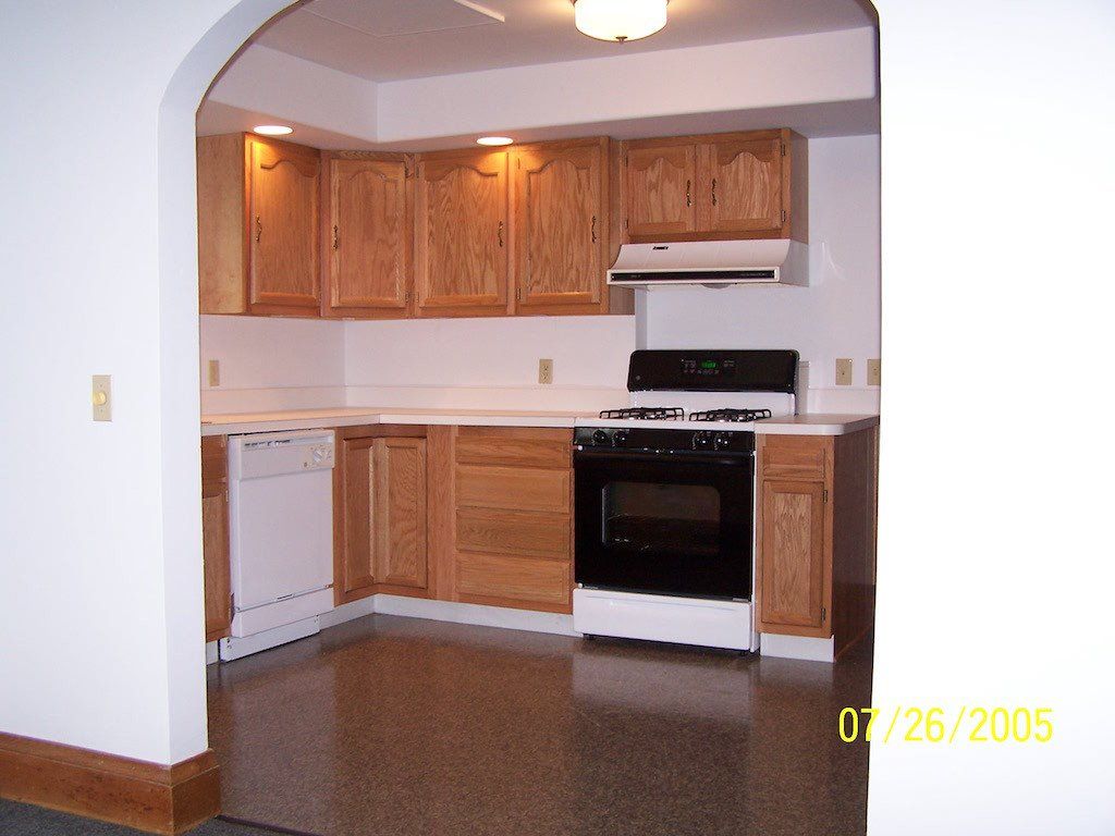 1060 Danby Road - 1 Bedroom Floorplan Interior Images (1 of 13)