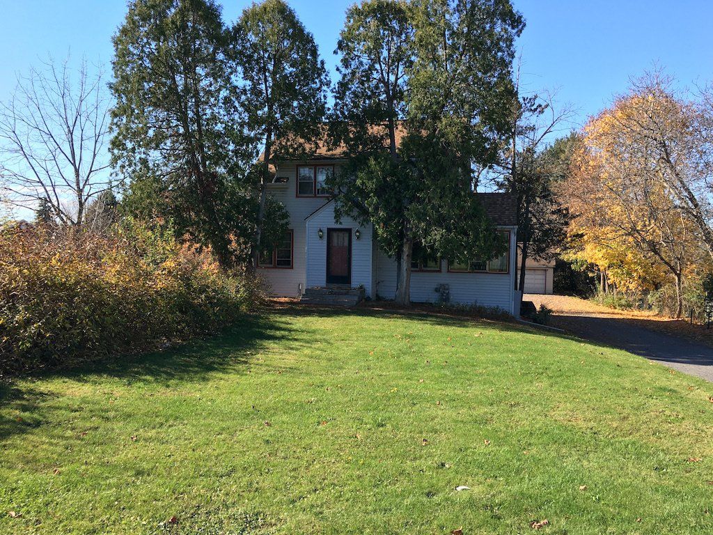 1060 Danby Road - Exterior Images