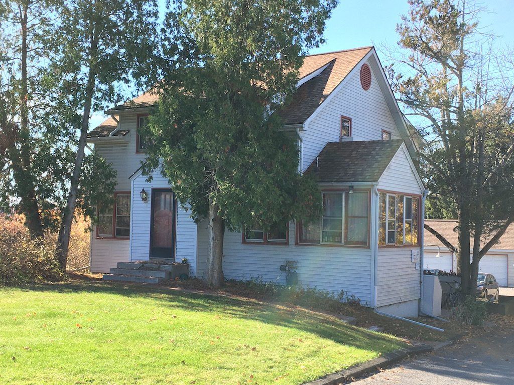 1060 Danby Road - Exterior Images