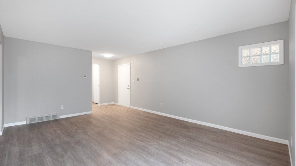 Galpin Apartments - Image 5