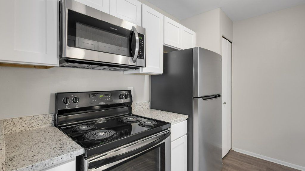 Harvard House Apartments - Image 9