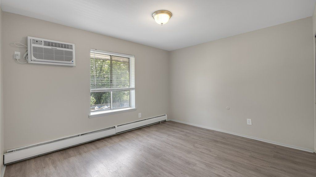 Harvard House Apartments - Image 13