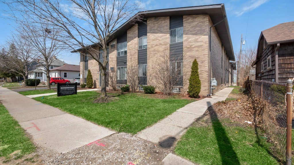 Rosewood Apartments - Image 14