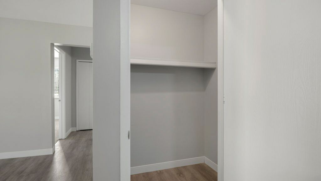 Woodhues Apartments - Image 6