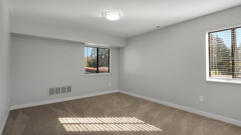 Woodhues Apartments - Image 7