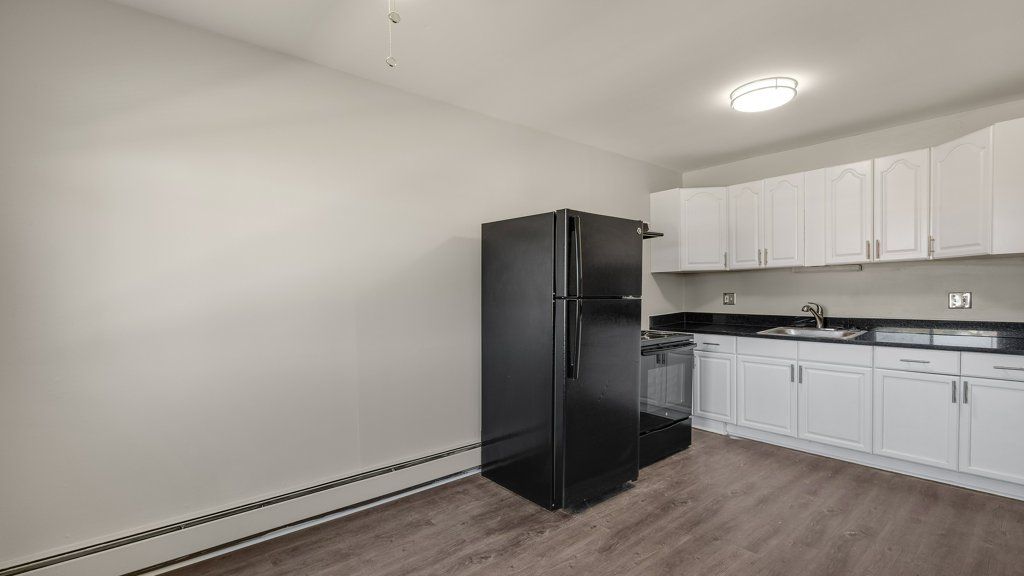 Sunrise at Lincoln - Image 5