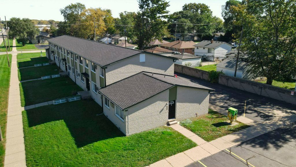 Sunrise at Lincoln - Image 4