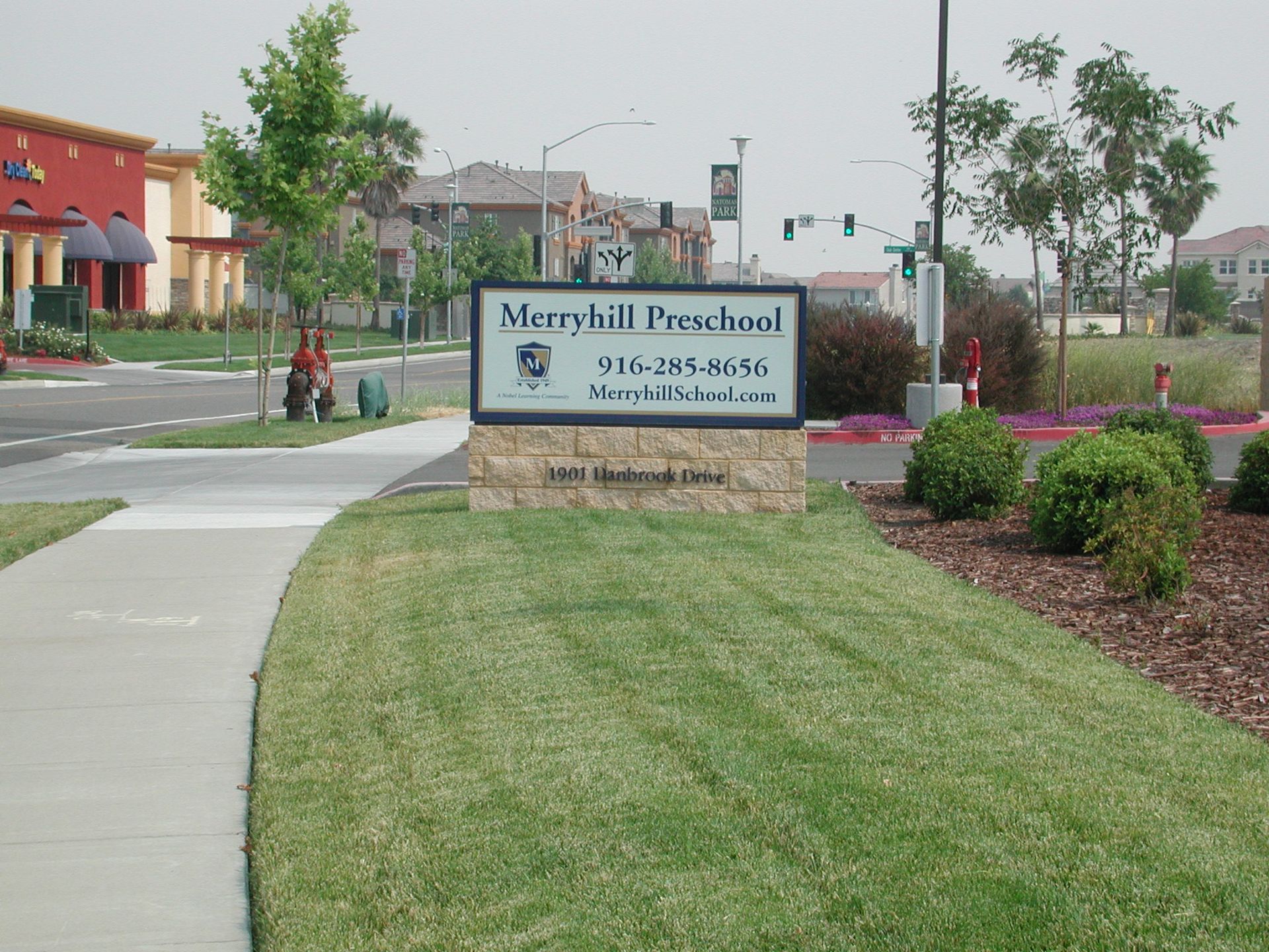 a sign for maryhill presbyterian sits on the side of the road