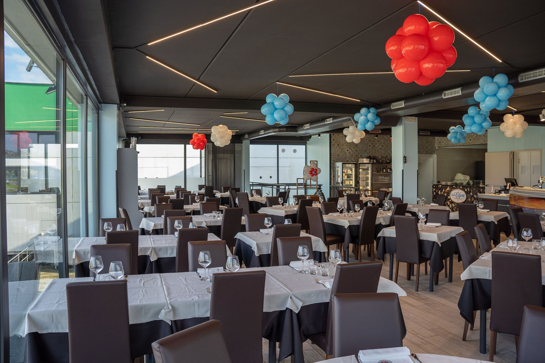 Ristorante con ampia sala per ricevimenti