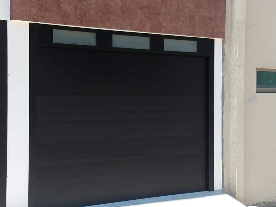 PORTONES Y PUERTAS AUTOMÁTICAS BIT
