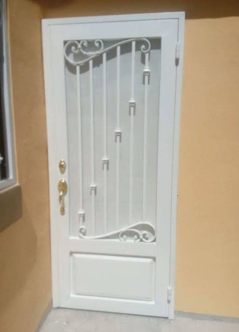 PORTONES Y PUERTAS AUTOMÁTICAS BIT
