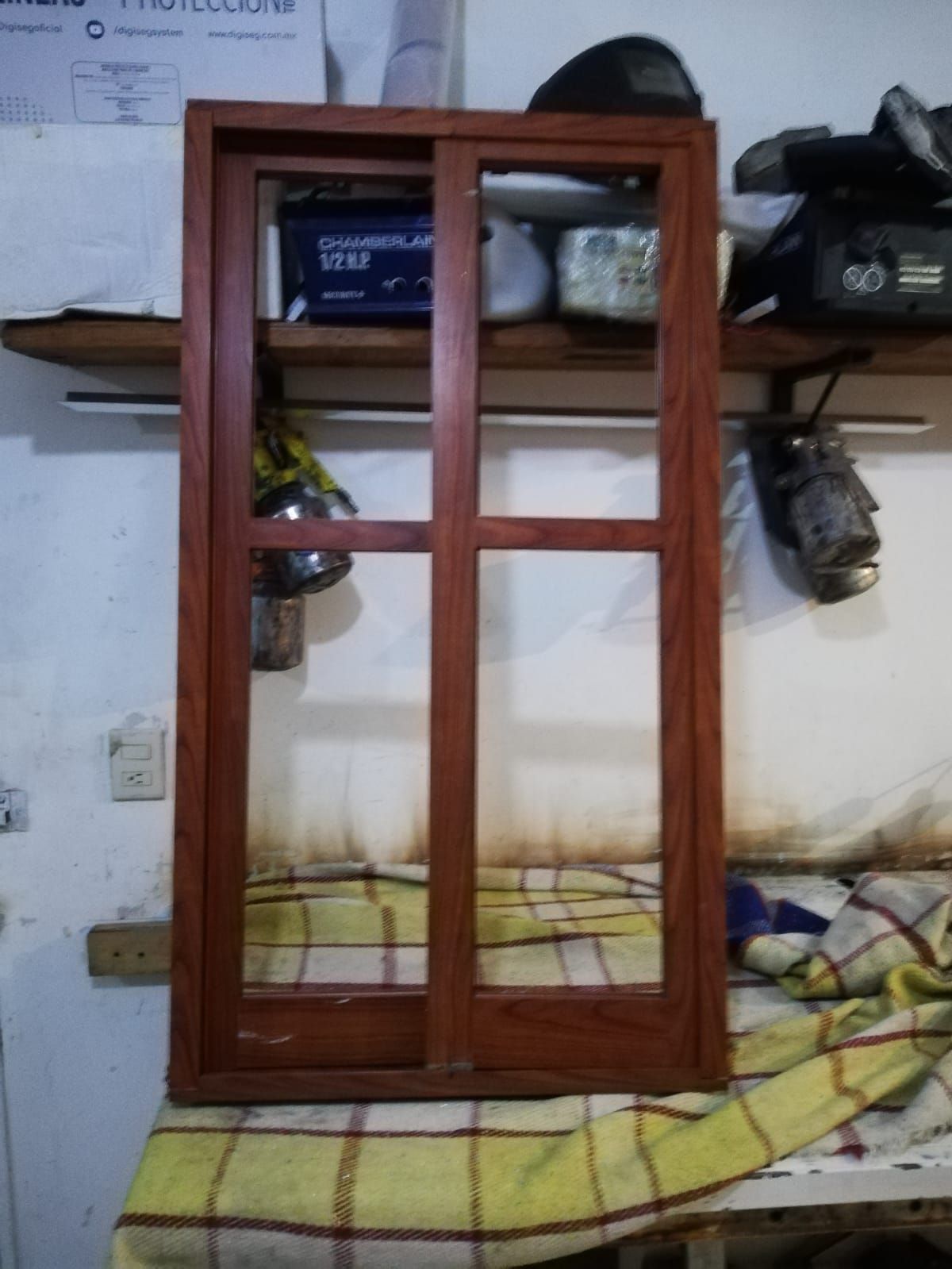 PORTONES Y PUERTAS AUTOMÁTICAS BIT