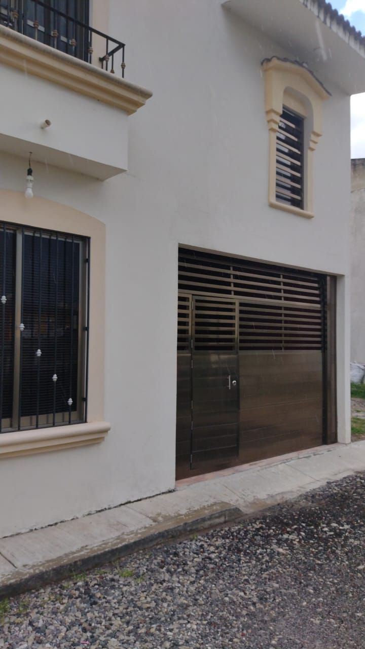 PORTONES Y PUERTAS AUTOMÁTICAS BIT