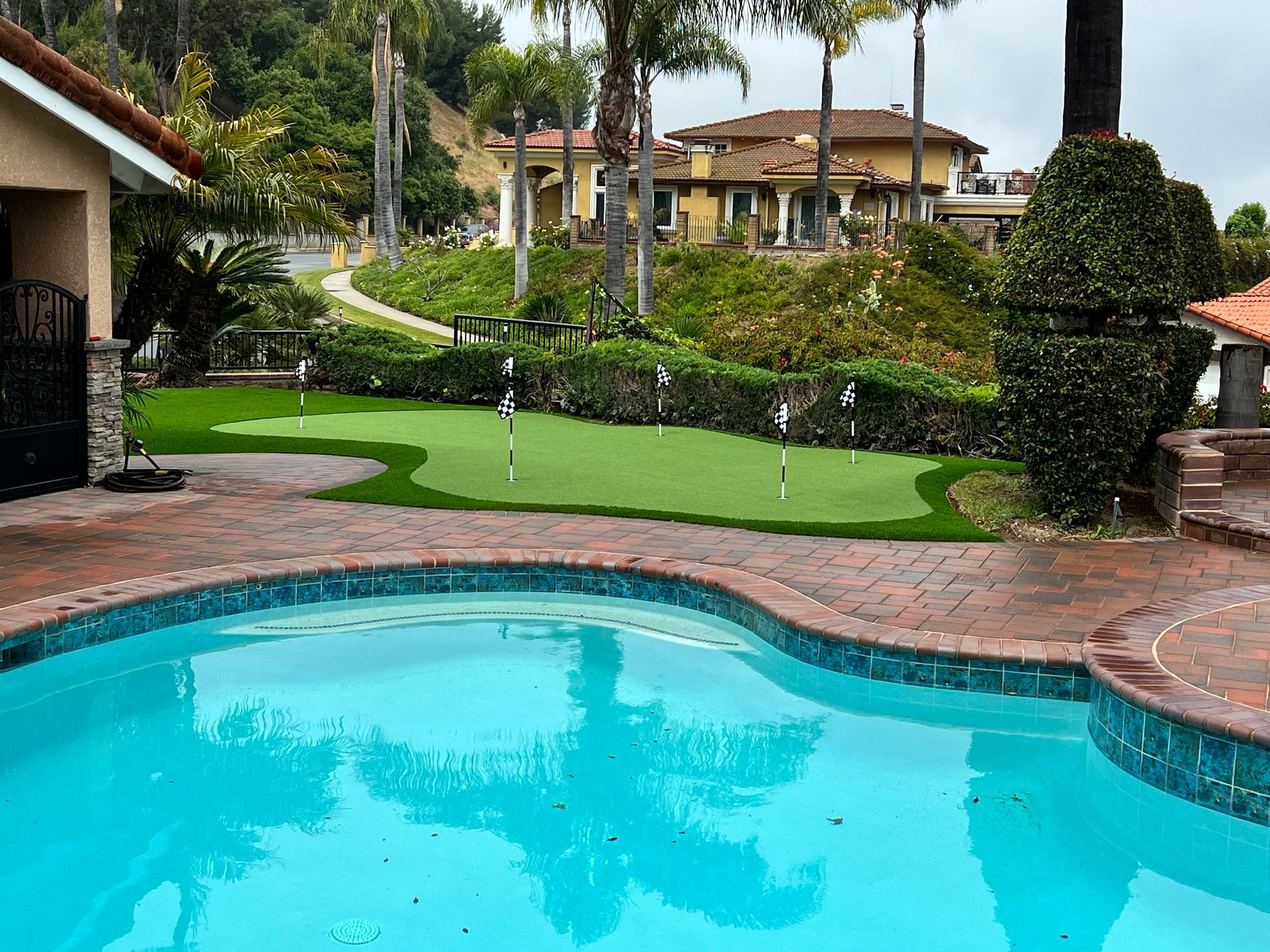 artificial grass putting green