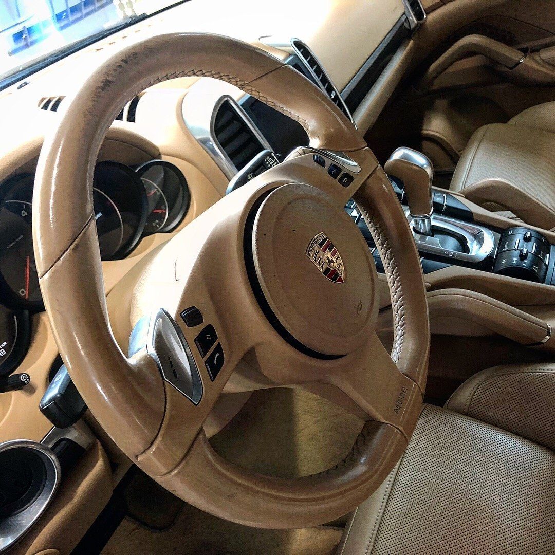 recupero volante in pelle