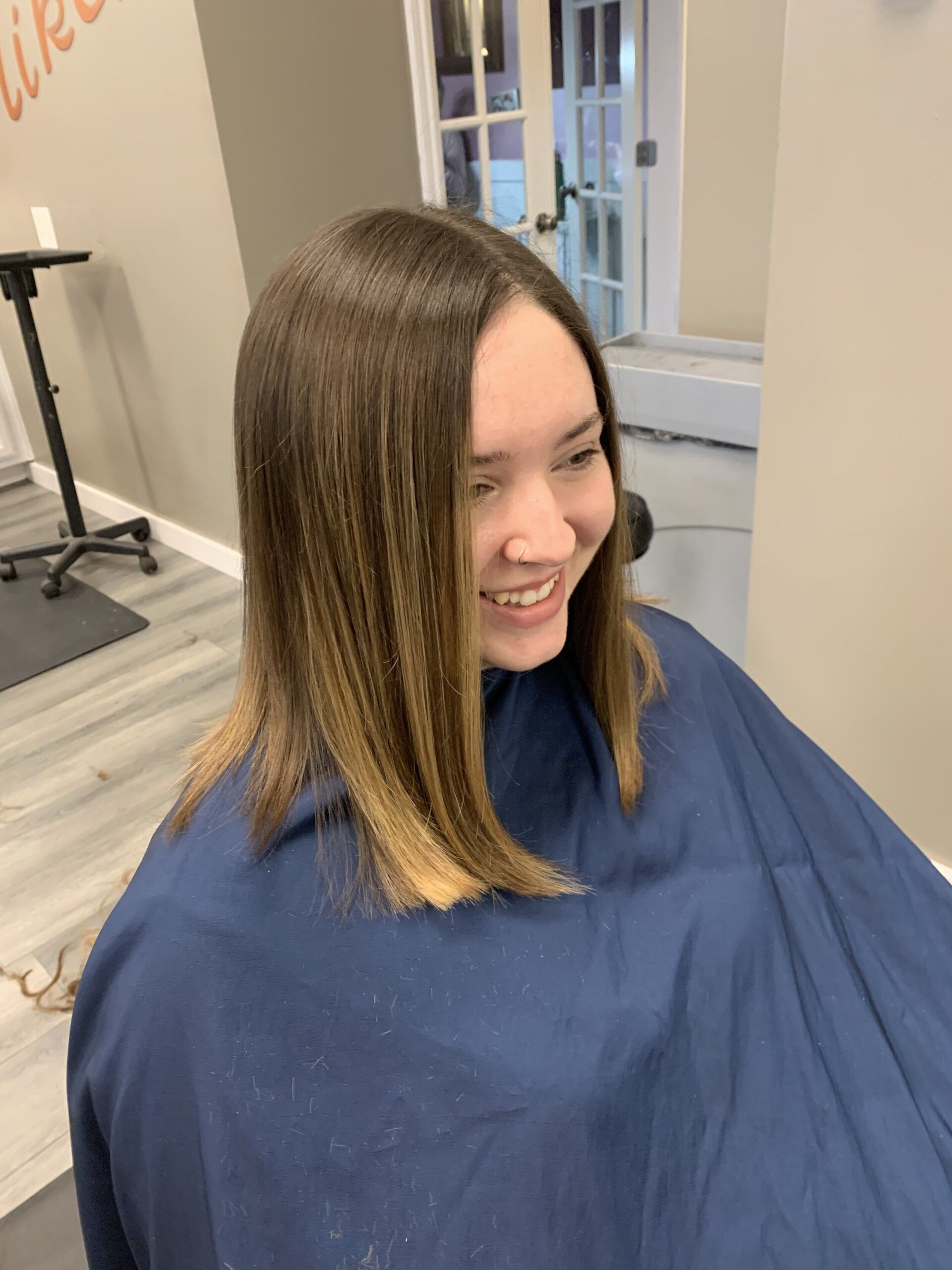 About six months later Gianna decided she would like to have a LOB haircut. Here you can see how her Balalyage remains and worked in beautifully with her new look.