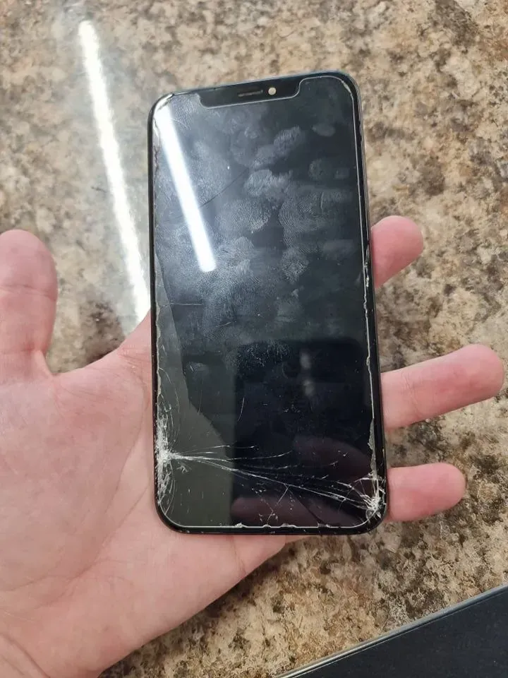 A device that came in for repair with a cracked screen