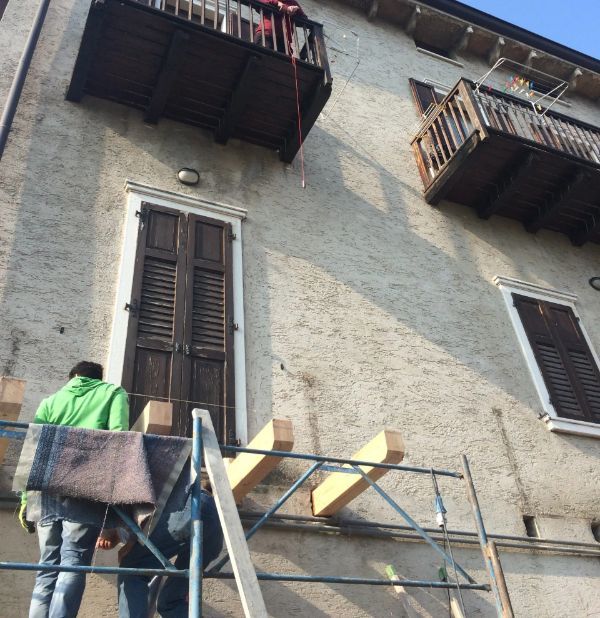 cantiere per la costruzione di poggioli
