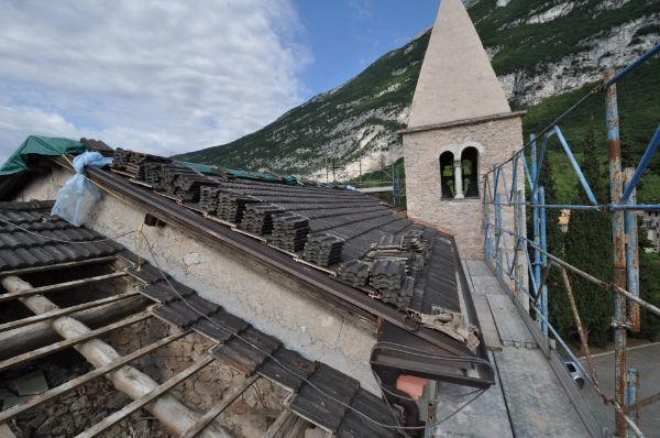 rifacimento copertura di una struttura religiosa