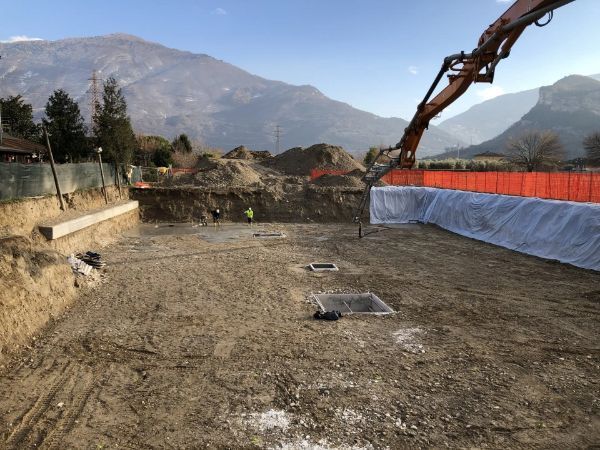 preparazione delle fondamenta di un edificio a uso civile