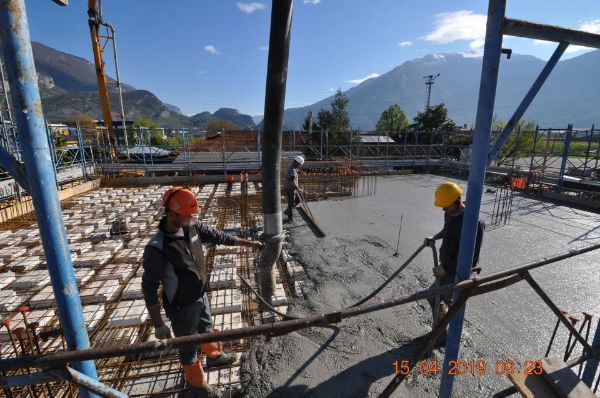 costruzione di un edificio per scopi abitativi