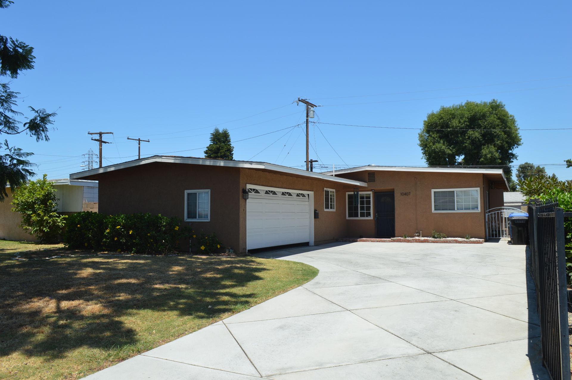 10621 La Vina Lane Whittier