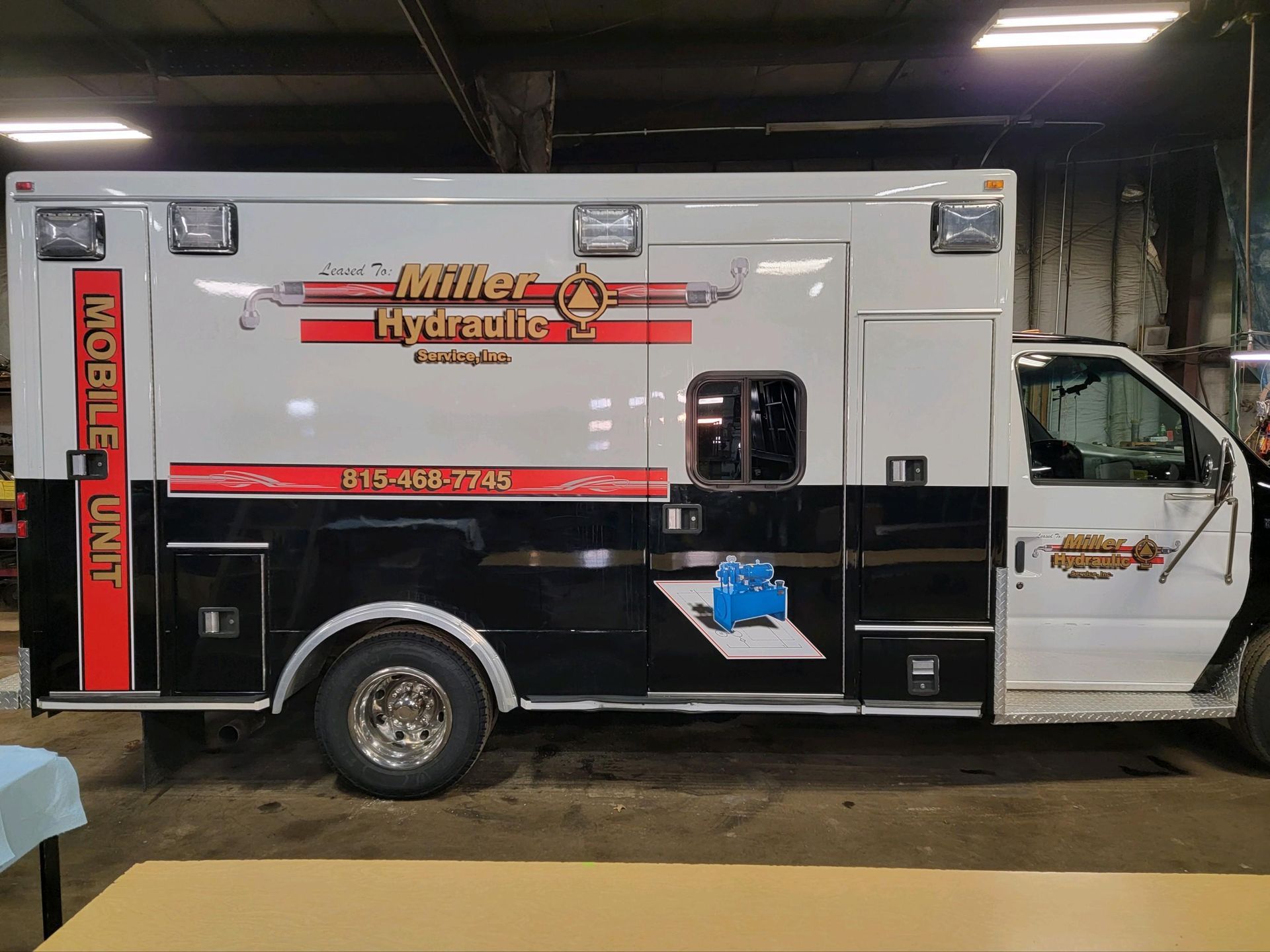 On-Site hydraulic services near Kankakee, IL