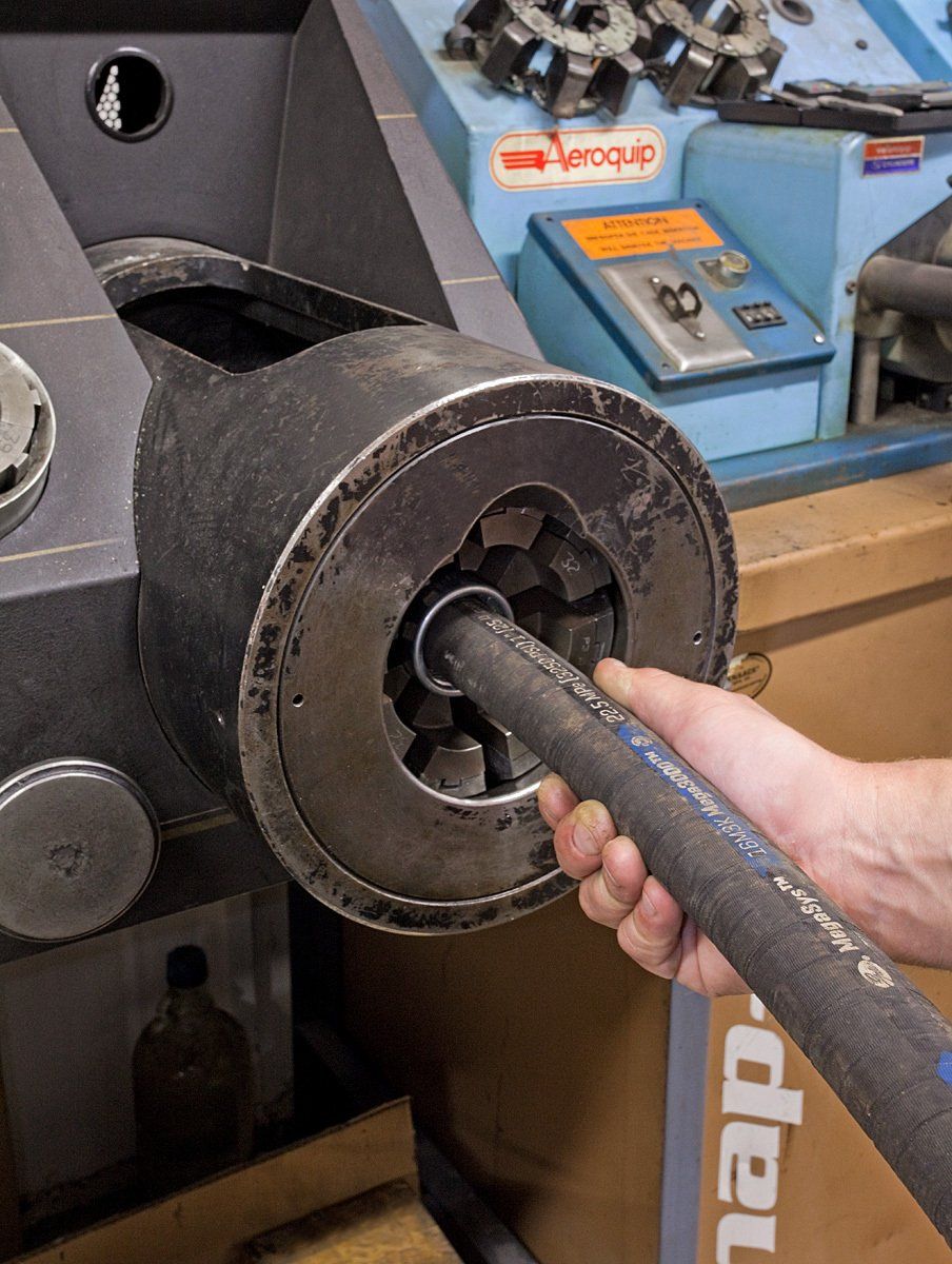 Hydraulic hose services near Chicago, IL