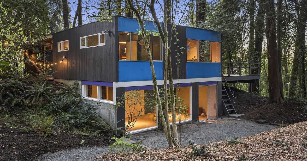 The Fletcher House: An Architect's First Masterpiece in the Riverdale Woods