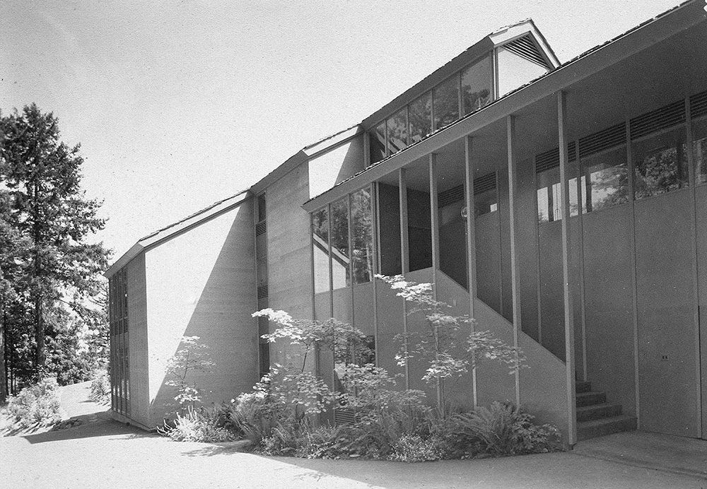 The Cottrell House by John Yeon