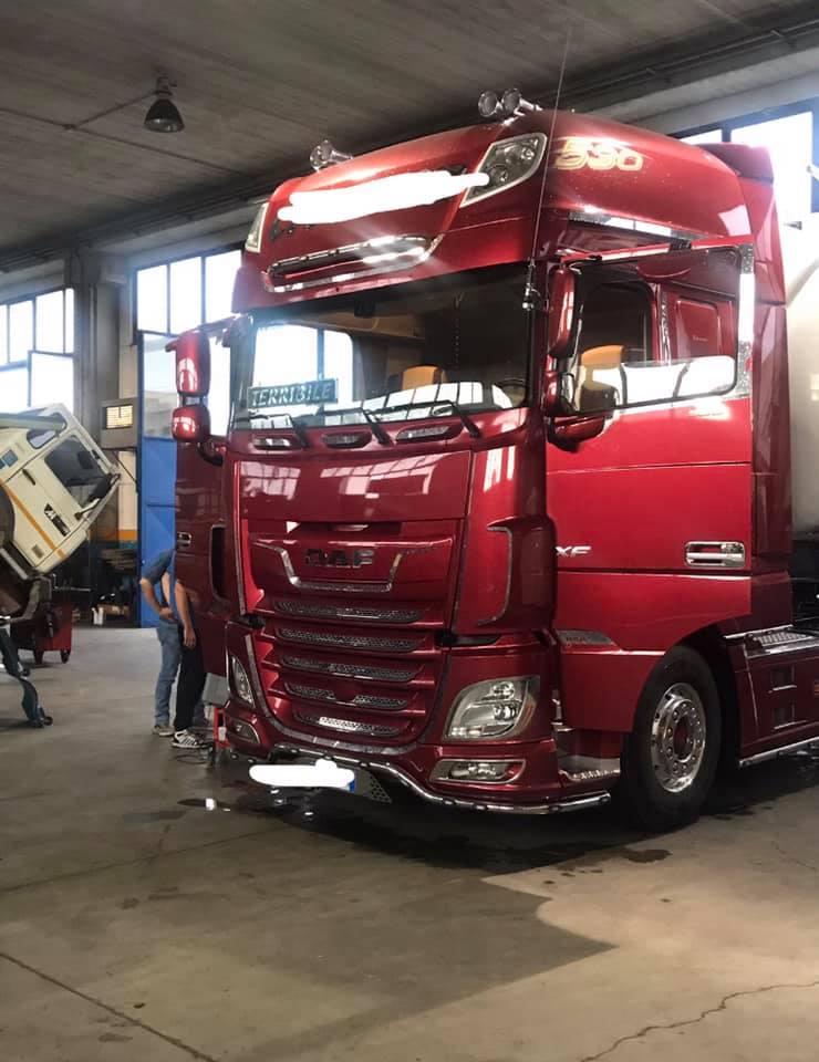 assistenza meccanica su mezzi pesanti