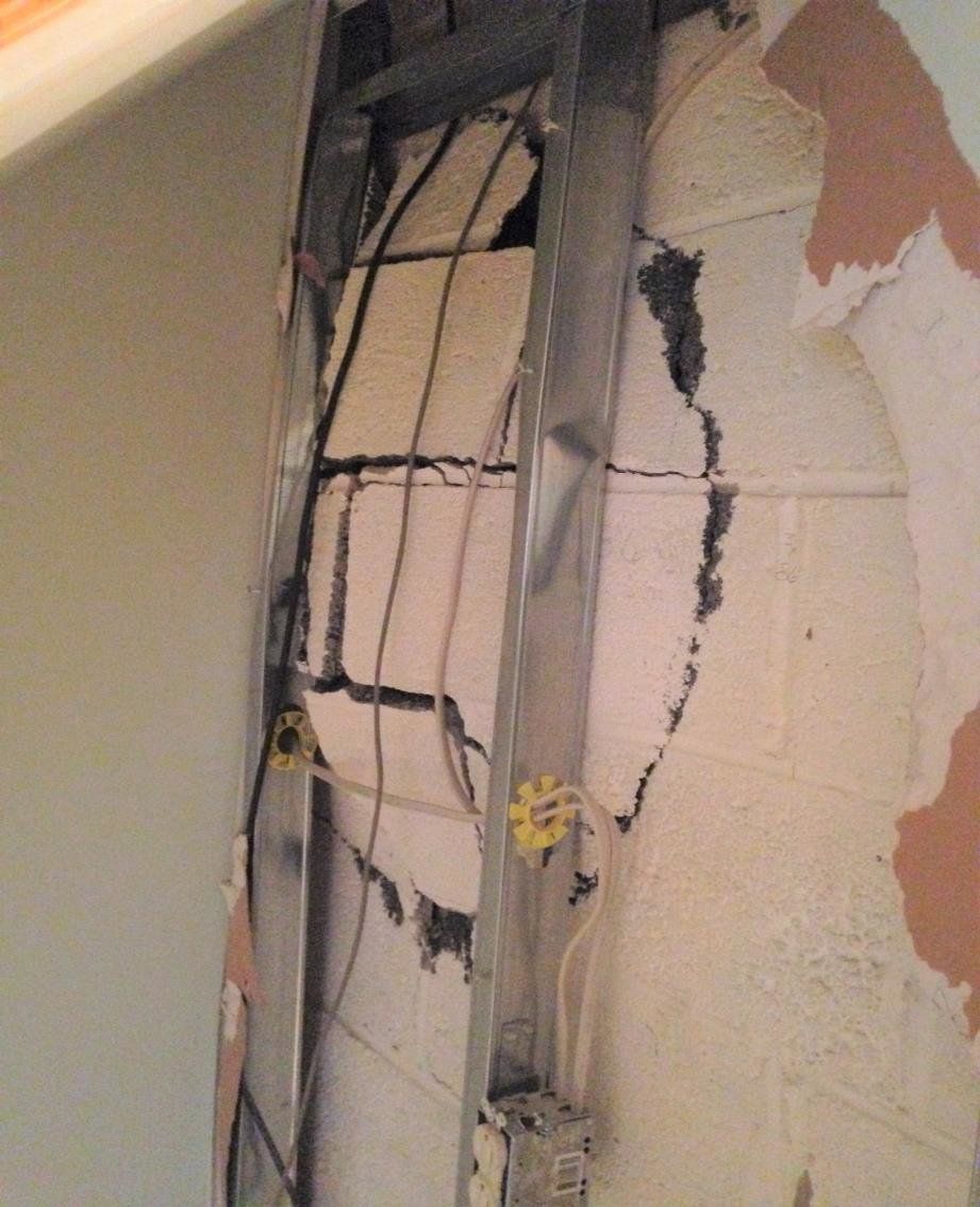 capezio_damage_limb_block_wall