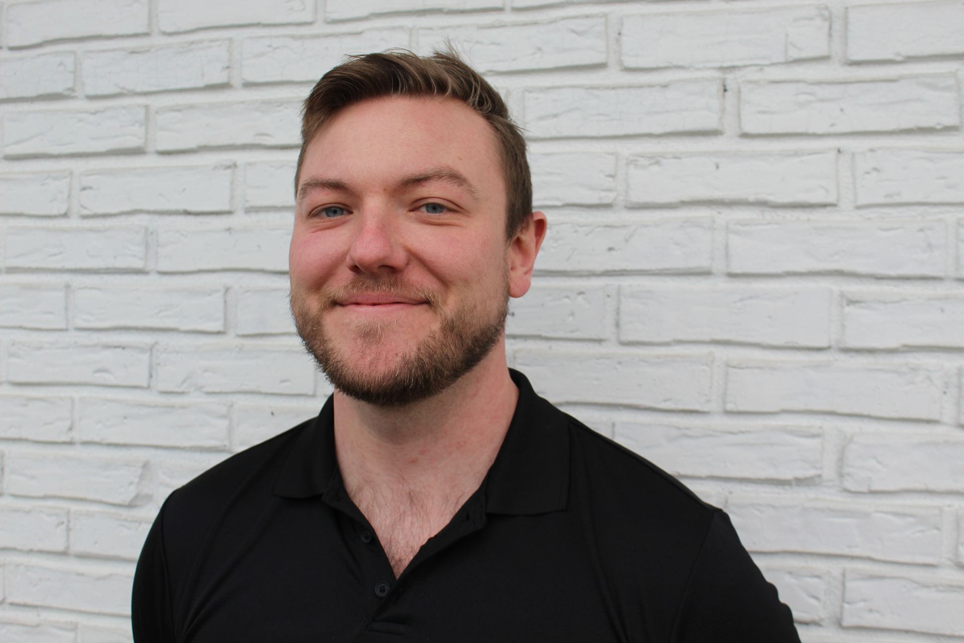 Male Silhouette - Lexington, KY - Wildcat Moving