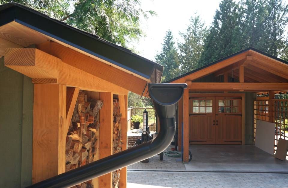 Aqua-Terra-Eavestroughs-megamenu-seamless-Gutter-&-installation-service