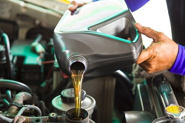 Oil Change Service in Glen Burnie, MD - Maryland Auto & Truck Repair