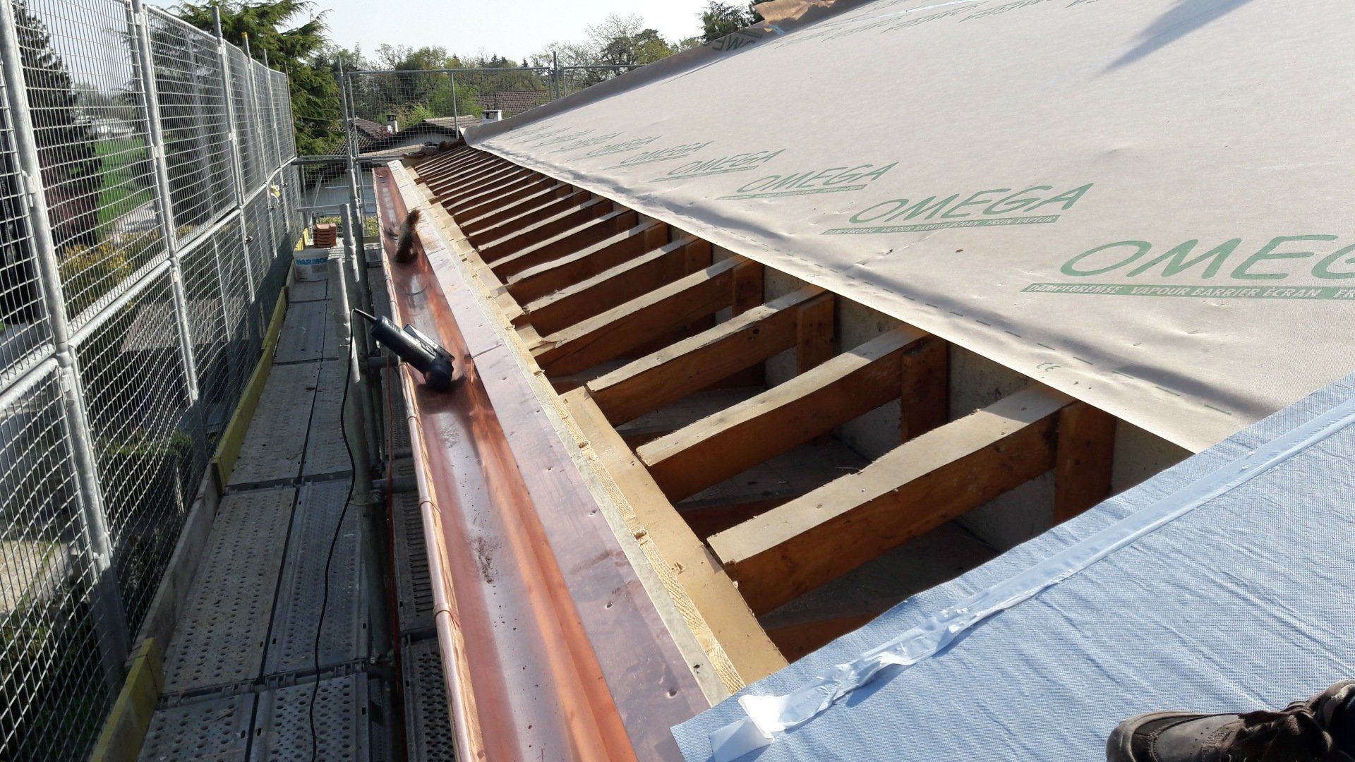 fin de construction d'un toit