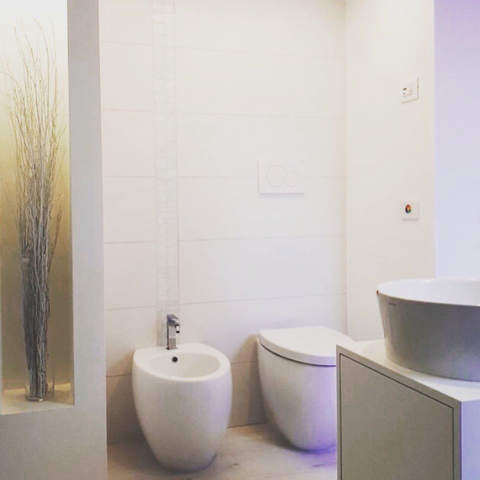 bagno ristrutturato dall'impresa di costruzioni a Bergamo