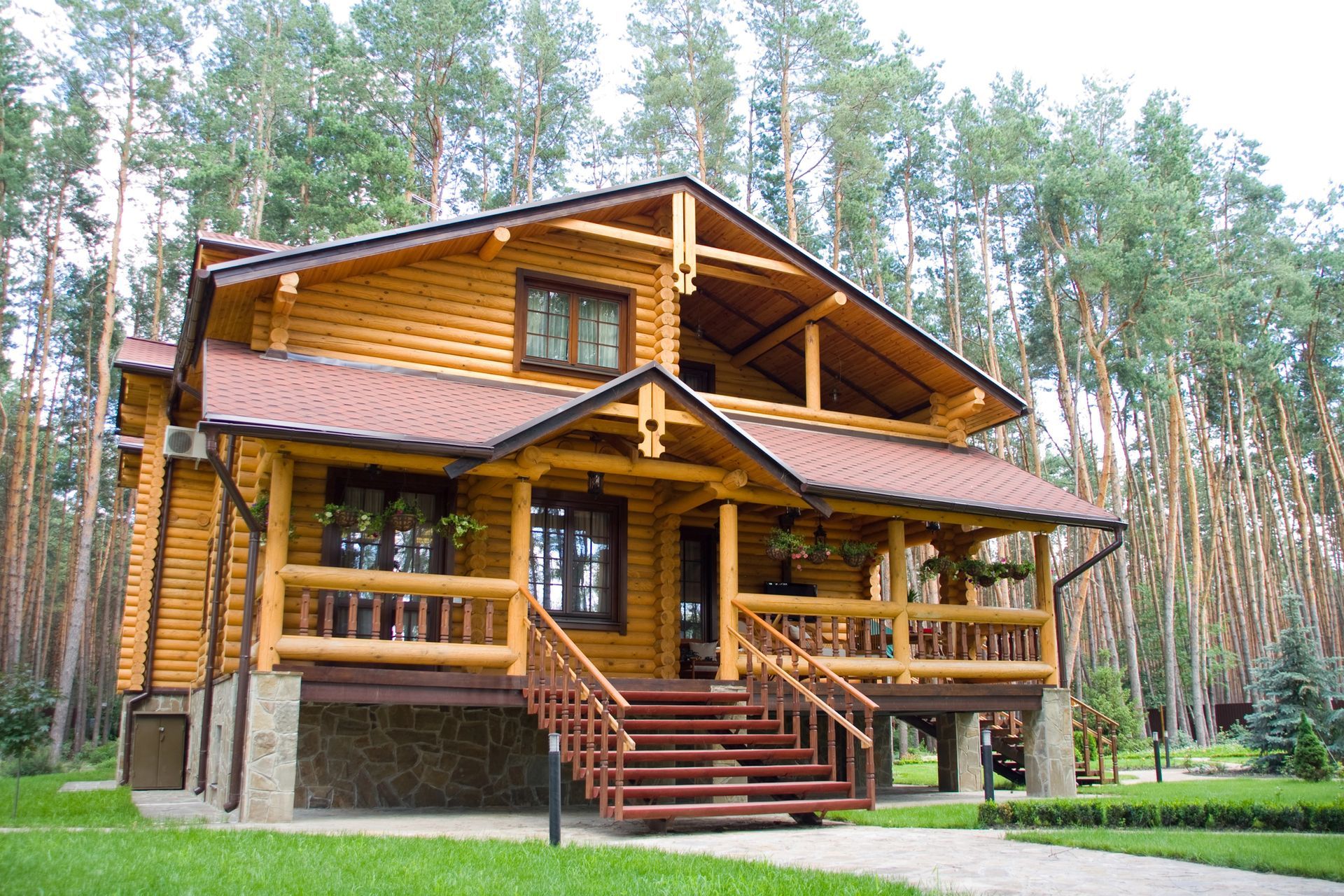 Log Home Staining in Flagstaff, AZ