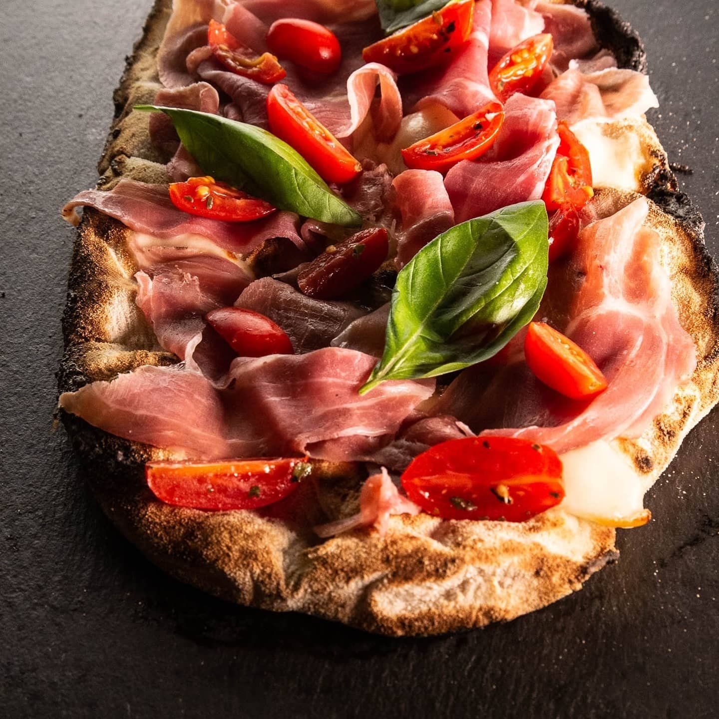 pizza con prosciutto
