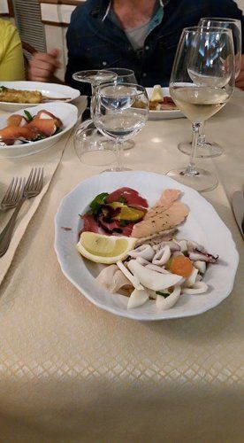 piatto di crudité di mare