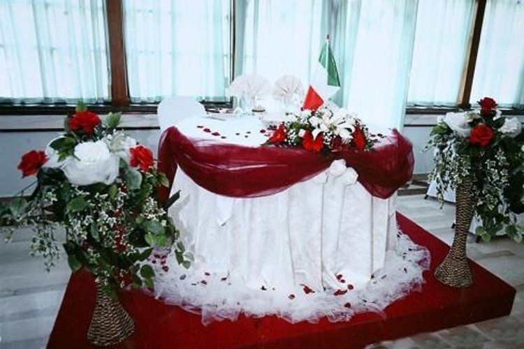 tavolo decorato per evento