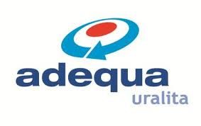 Logotipo de Adequa Uralita: Espiral azul y roja sobre el nombre de la empresa en texto azul y gris.