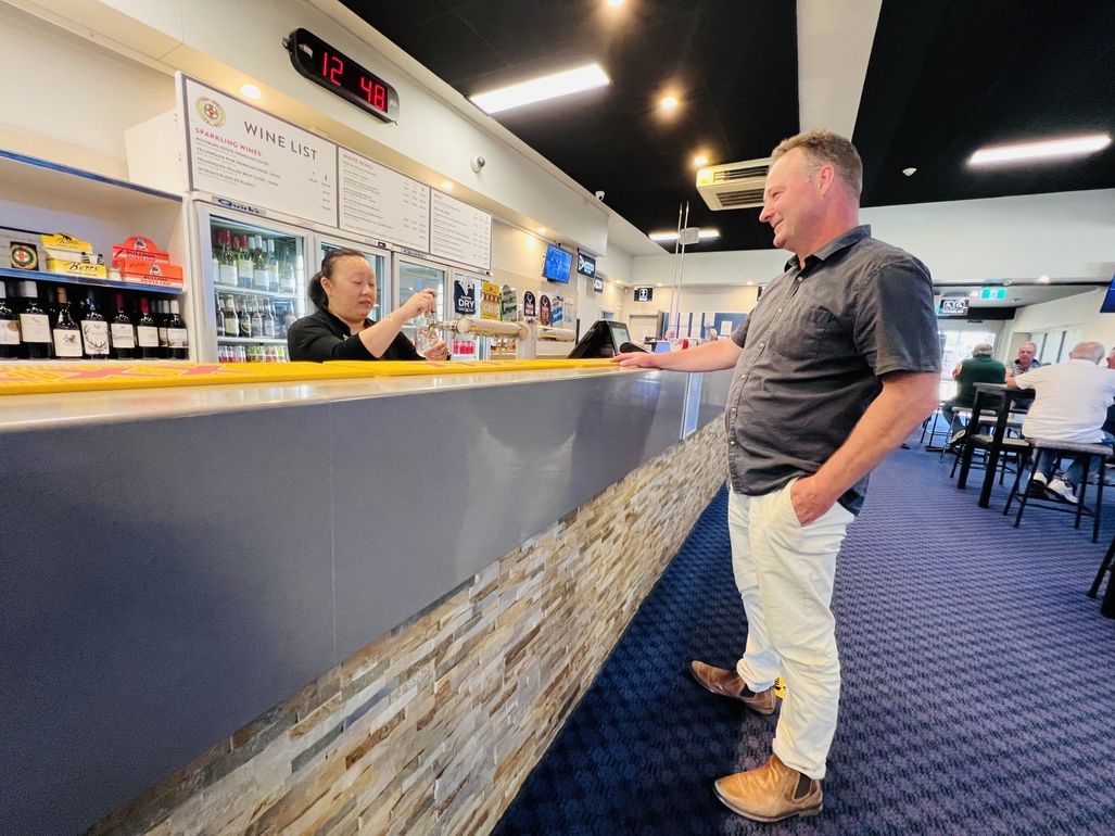 Man Ordering Beer — Events in Taree, NSW