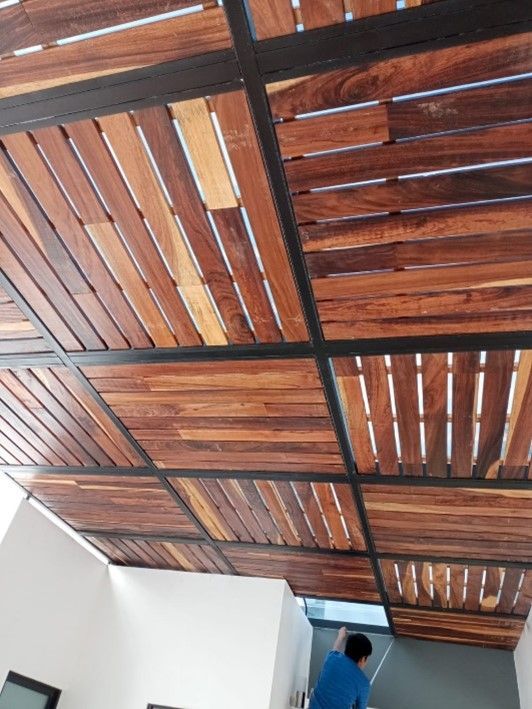 REVESTIMIENTOS DECORATIVOS 