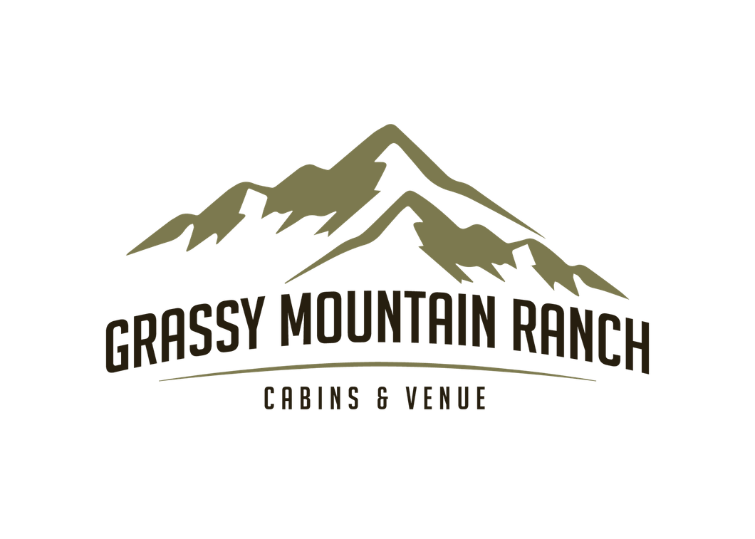 grassy mountain ranch logo