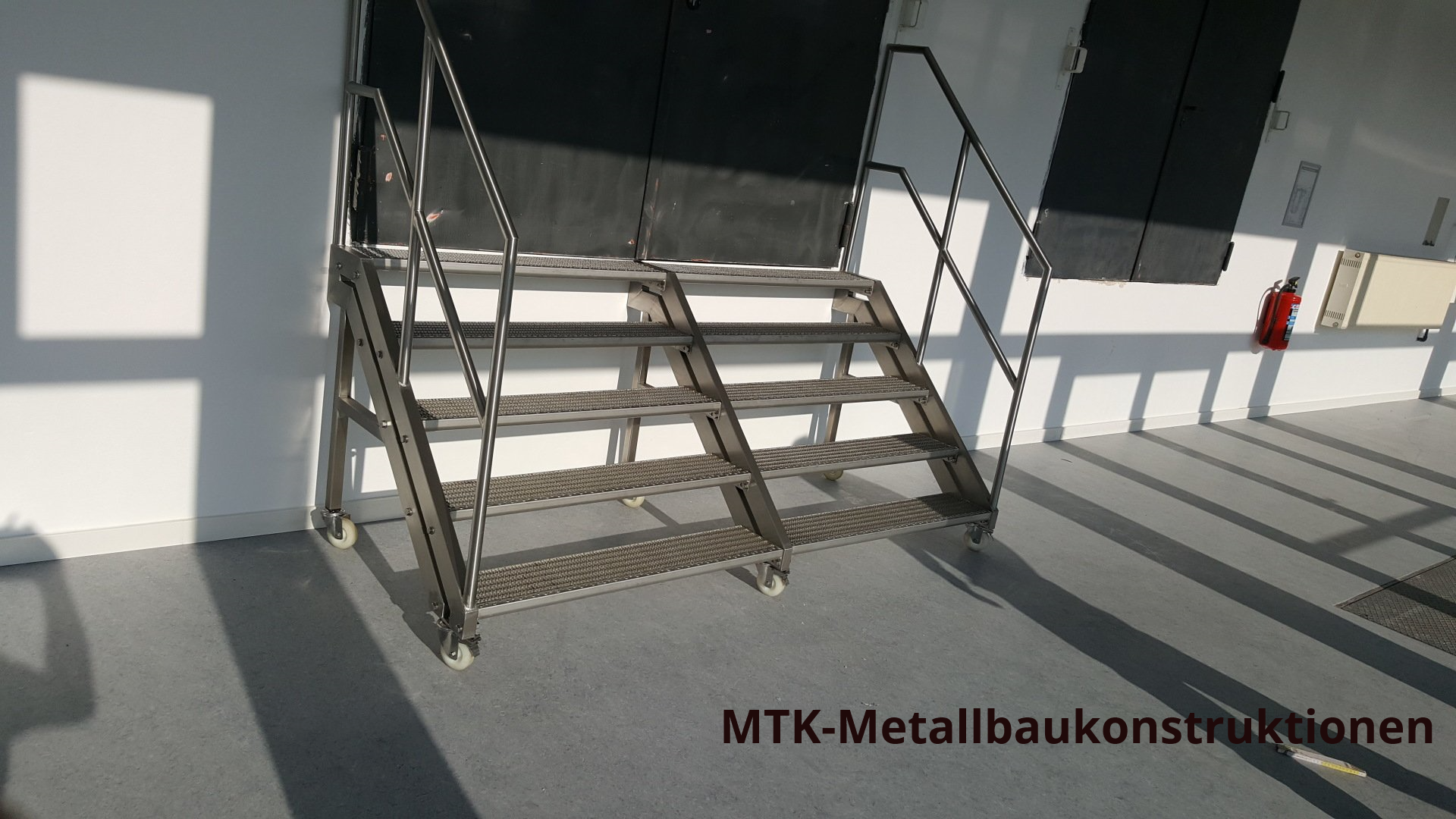 Bühnenaufgang Fahbar