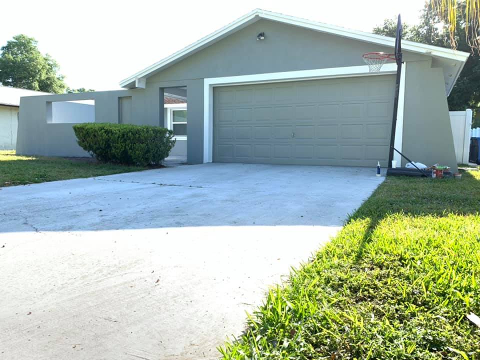 Stucco Repair Before | Wesley Chapel, FL | Stucco Pros of Tampa Bay