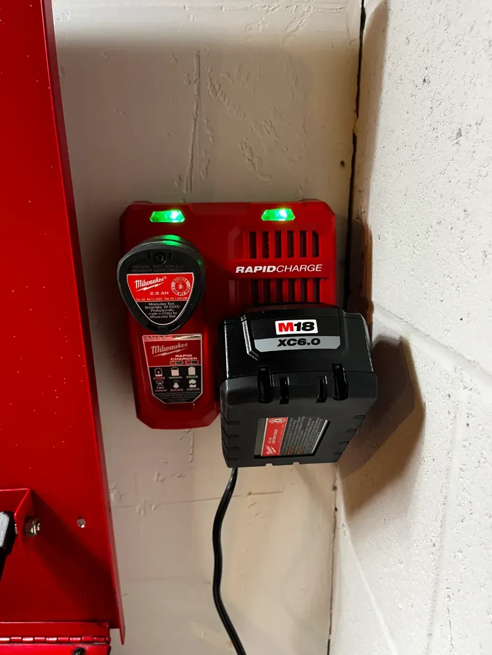 Milwaukee M12/M18 Charger Wall Mount