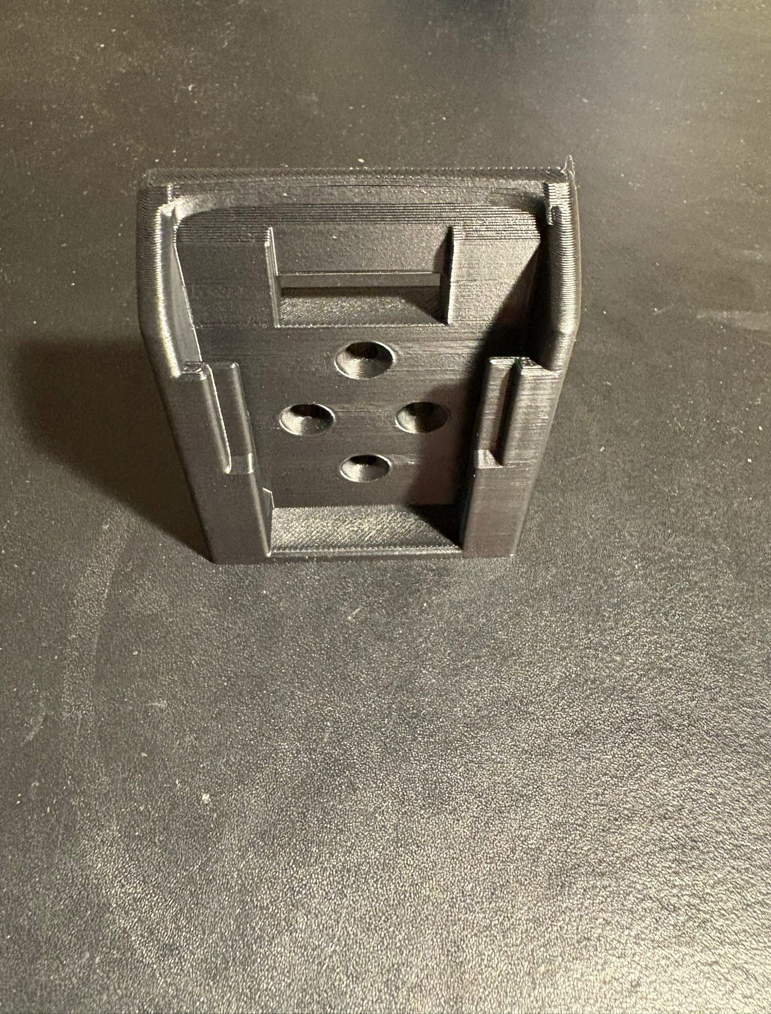 Battery holder for Dewalt 18V